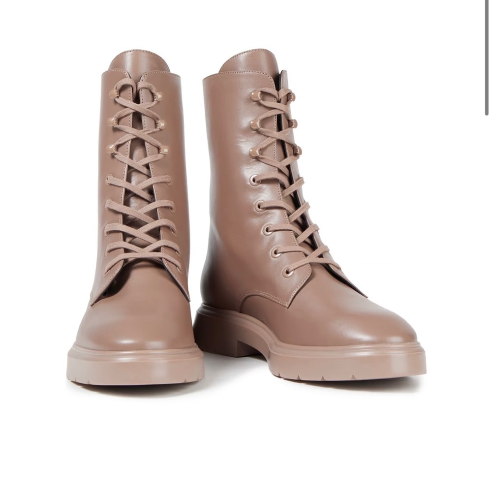 Stuart Weitzman Mckenzee Boots